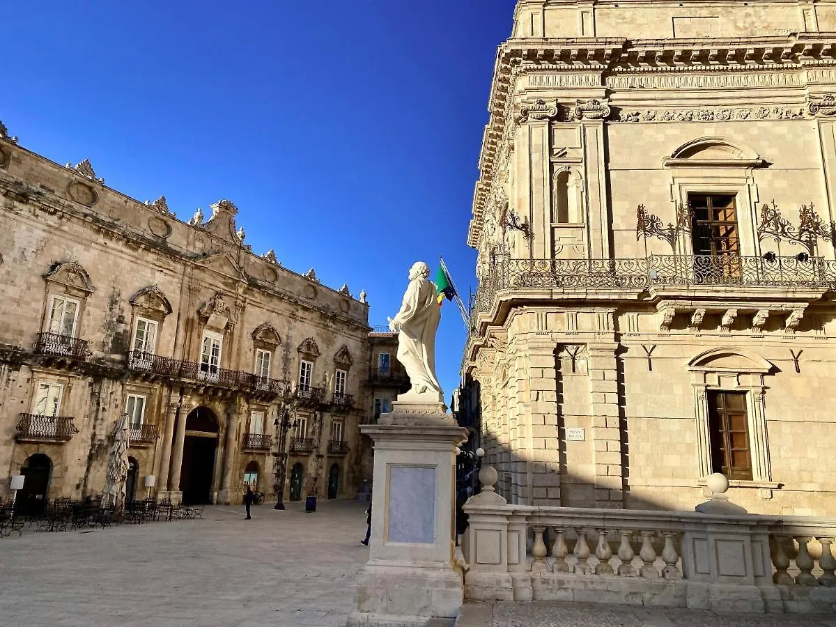 Elegante Appartamento In Palazzo Storico Ortigia Syracuse 0*,