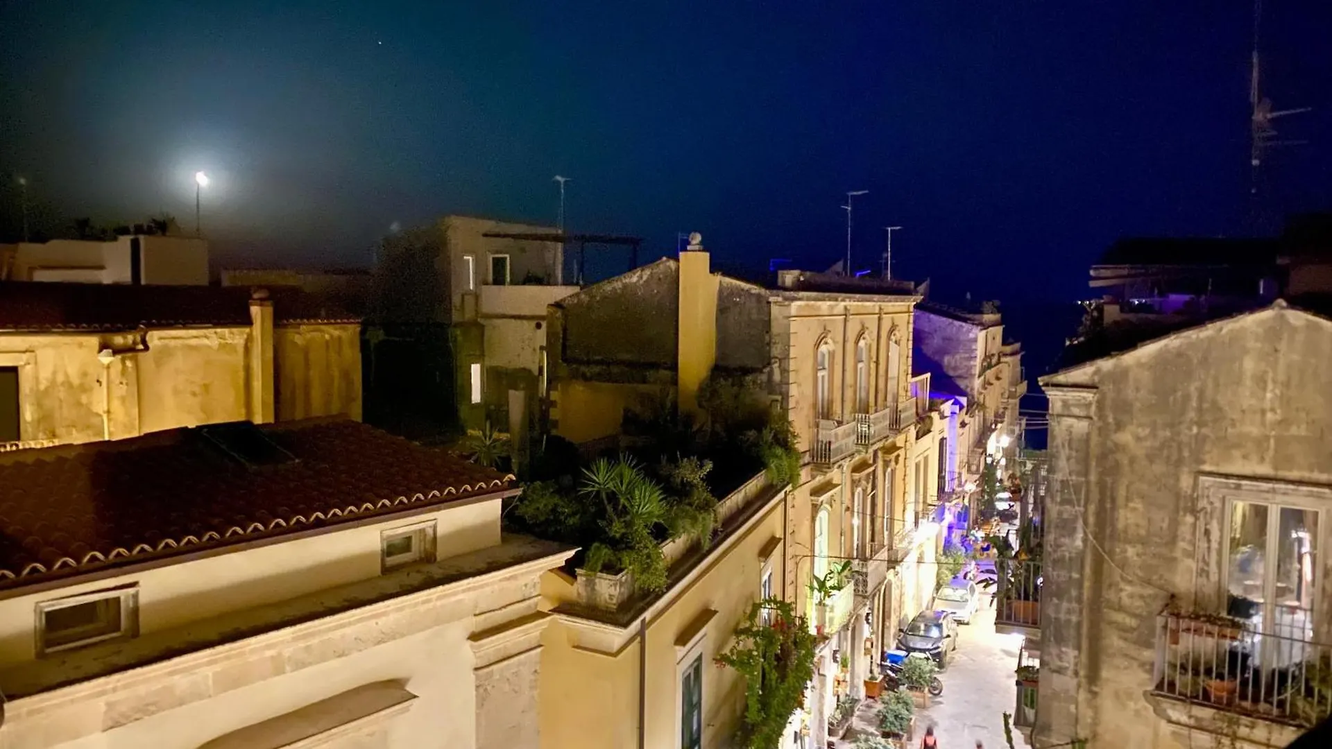 Elegante Appartamento In Palazzo Storico Ortigia Syracuse Italien